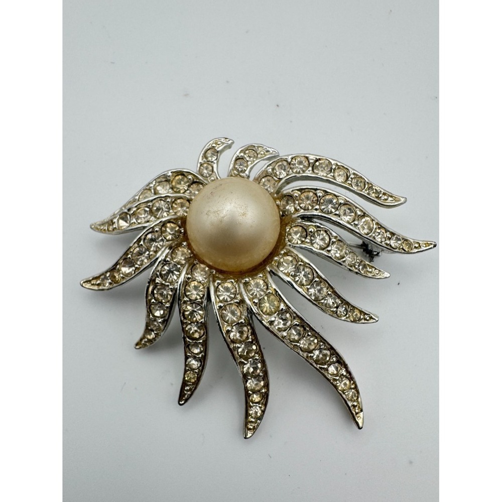 Vintage TARA Brooch Faux Pearl Rhinestone Sunburst Floral Pin MCM